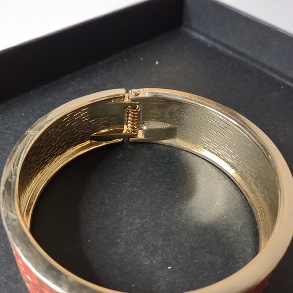 7 Inch Orange And Gold Tone Hinged Bangle - Picture 5 of 9